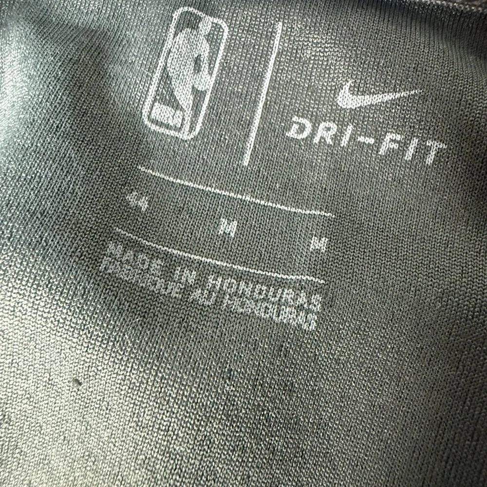 Nike Men's Black Kings Basketball Jersey Size 44 Medium
